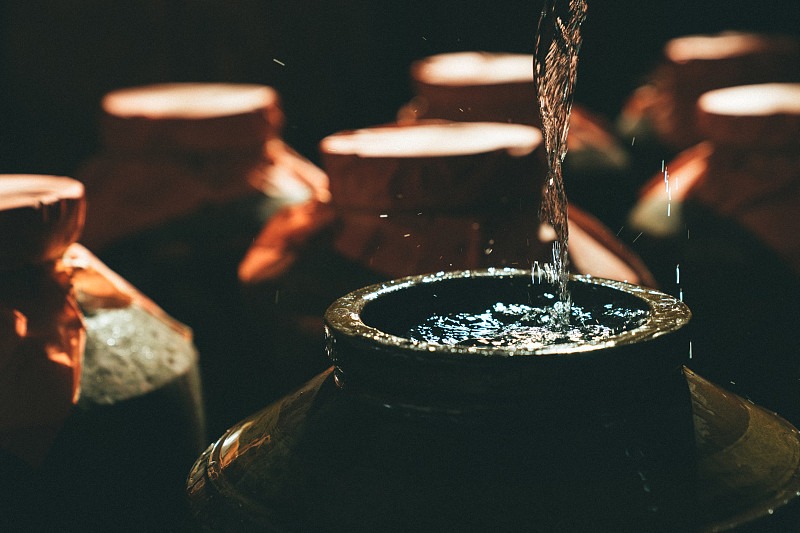 飞天茅台：酱香铸魂，藏在瓶中的东方传奇